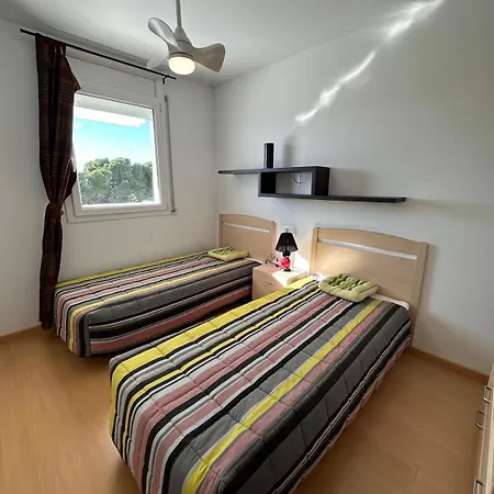 Bonito Piso Con Preciosas Vistas Av-32 Rosas